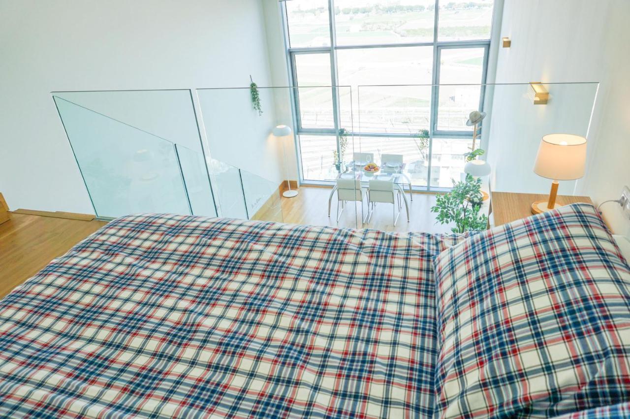 Apartamento Loft Duplex Con Parking Gratis Apartment Valencia Exterior photo